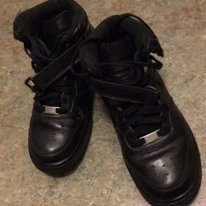 Nike black air forces